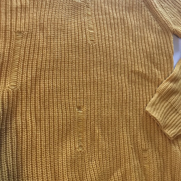 Perfect fall sweater - Picture 3 of 4